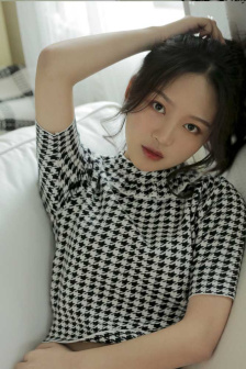 美男脱去校服时全集